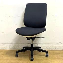 【在庫入替セール】イトーキ　トルテR　肘無しハイバックモデル　張地：オフブラック　フレーム：ホワイト　シンプルなつくりの定番モデル　【愛知・名古屋・豊田・静岡・浜松】