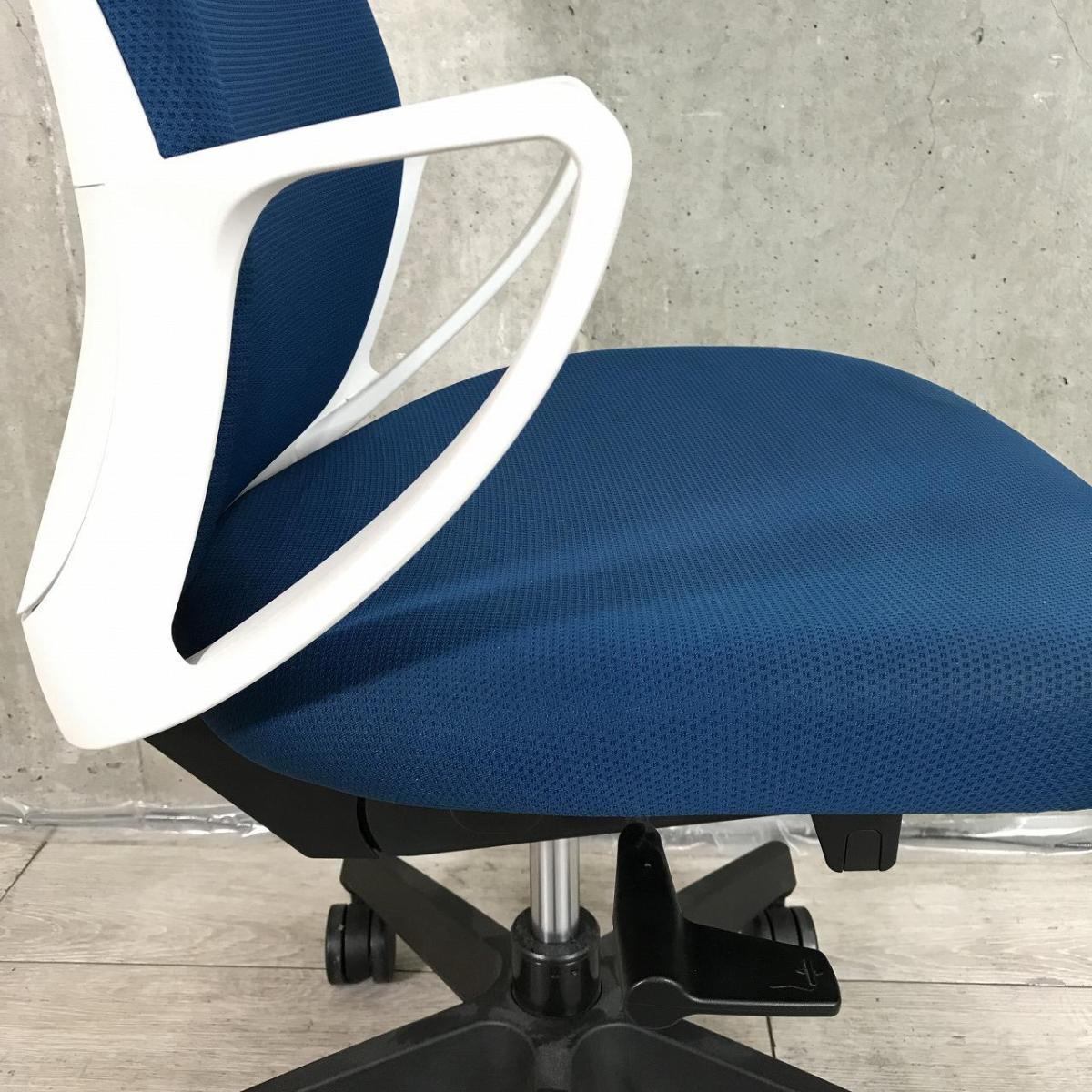 中古】ピコラ チェア CRS-G530E1 コクヨ/KOKUYO 肘付ローバックチェア