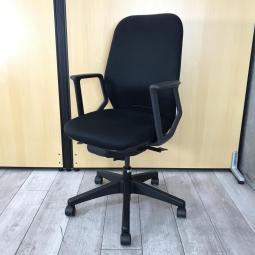 【スタンダードな機能搭載！デスクワークに過不足無しのオフィスチェア】■ウチダ（UCHIDA）　シエルト（CIERTO）　肘付き　ハイバックチェア　■サークル肘　■ブラック【AD】