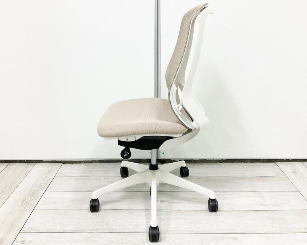 中古】シルフィーメッシュ オカムラ/okamura 肘無ハイバックチェア