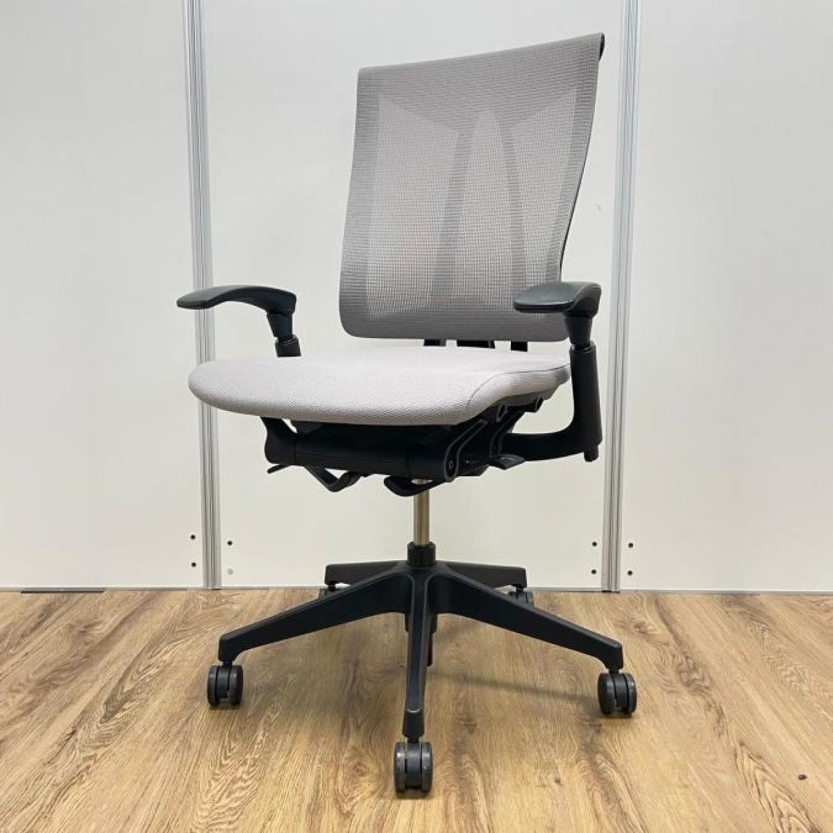中古】セレーオチェア イトーキ/ITOKI 肘付ハイバックチェア 565843 