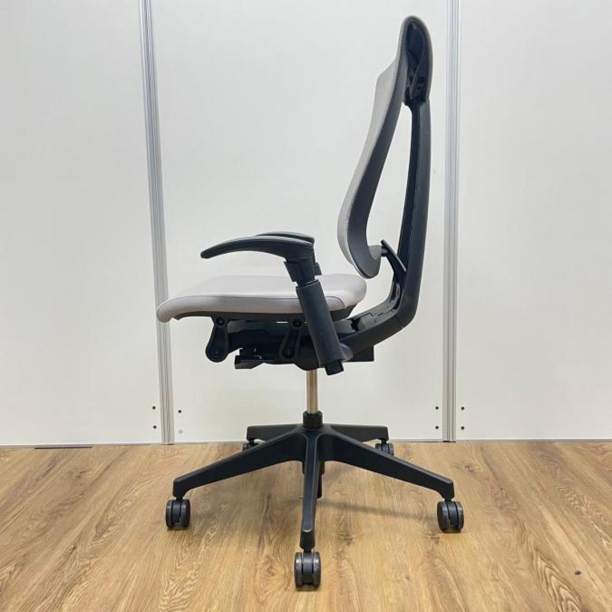 中古】セレーオチェア イトーキ/ITOKI 肘付ハイバックチェア 565843 