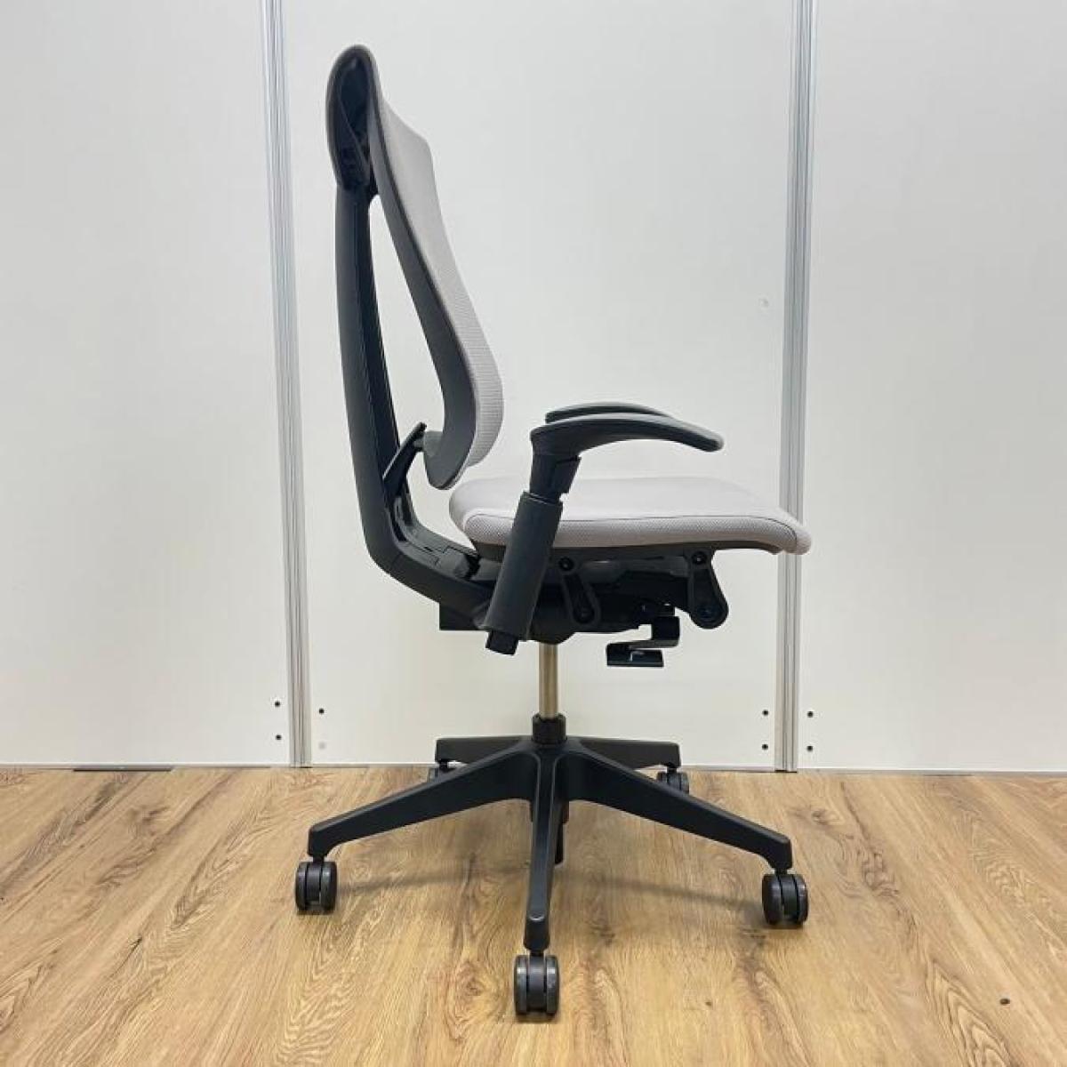 中古】セレーオチェア イトーキ/ITOKI 肘付ハイバックチェア 565843