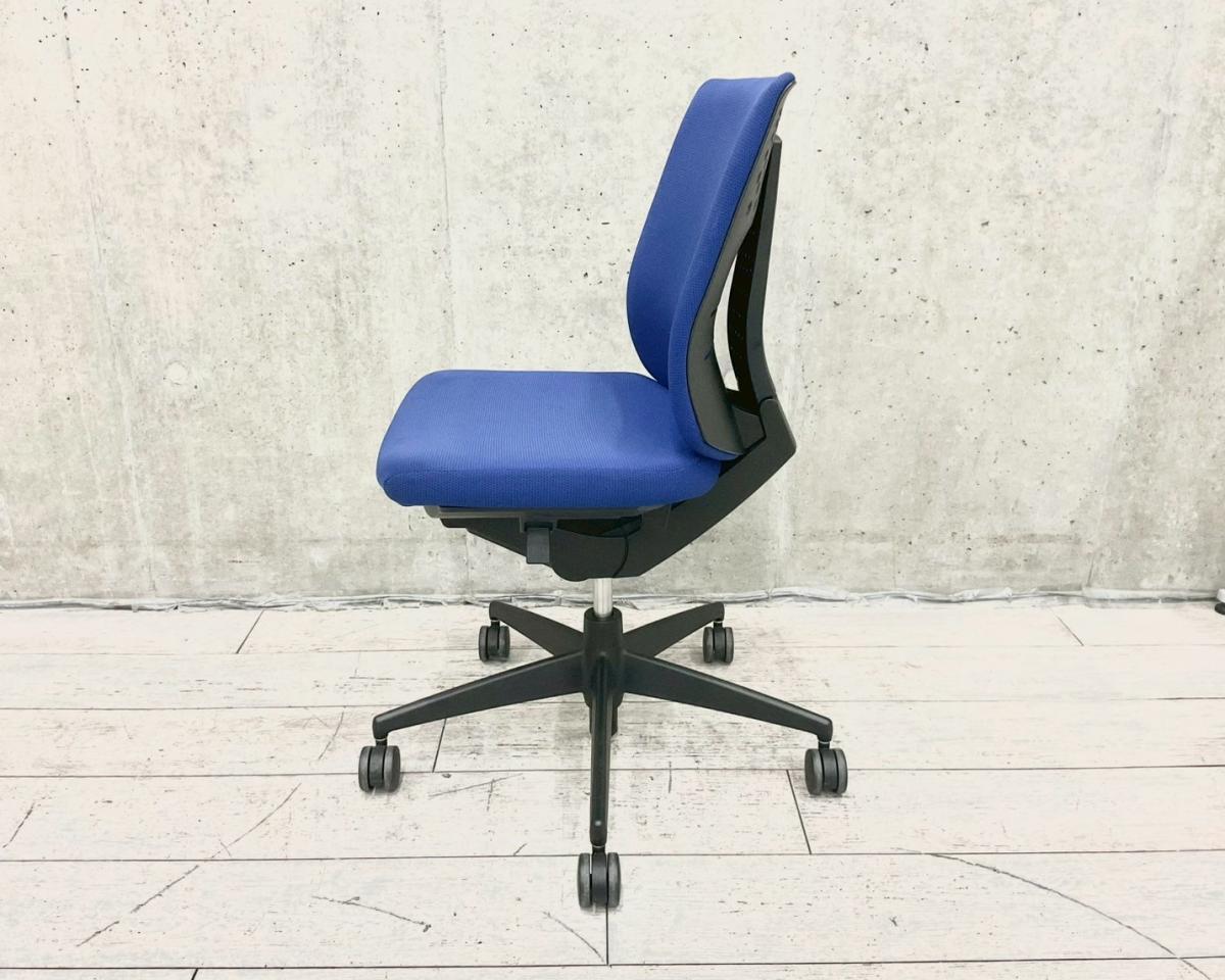 中古】ウィザードチェア コクヨ/KOKUYO 肘無ローバックチェア 565867