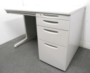 【横幅1000サイズ！】■オカムラ製/SD　片袖デスク　W1000ｍｍ　4段引出しタイプ【充実の収納スペース！】