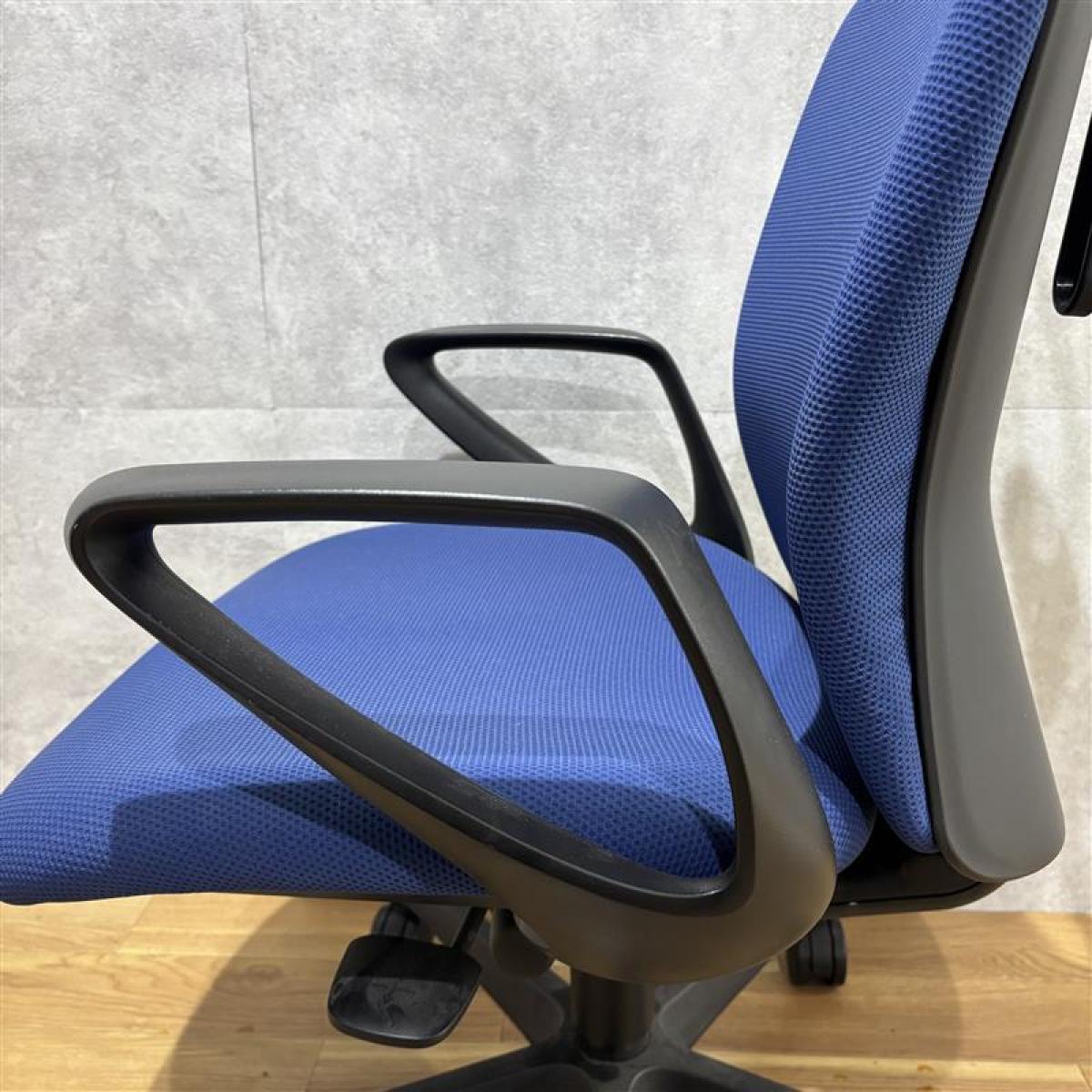 中古】スラート オカムラ/okamura 肘付ローバックチェア 565942 - 中古