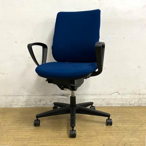 コクヨ　ミトラ　プルシアンブルー×ブラックフレーム　固定肘（サークルタイプ）モデル　背もたれファブリックタイプ　ランバーサポート付き　【愛知・名古屋・豊田・静岡・浜松】
