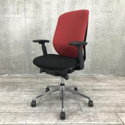 【前傾チルト機能付き】【オカムラ製品で最も人気を集める高機能チェア！】■オカムラ(okamura)製　シルフィ(Sylphy)チェア　肘付き　ハイバック　ファブリックタイプ　■可動肘　■背面：レッド/座面：ブラック【IB】