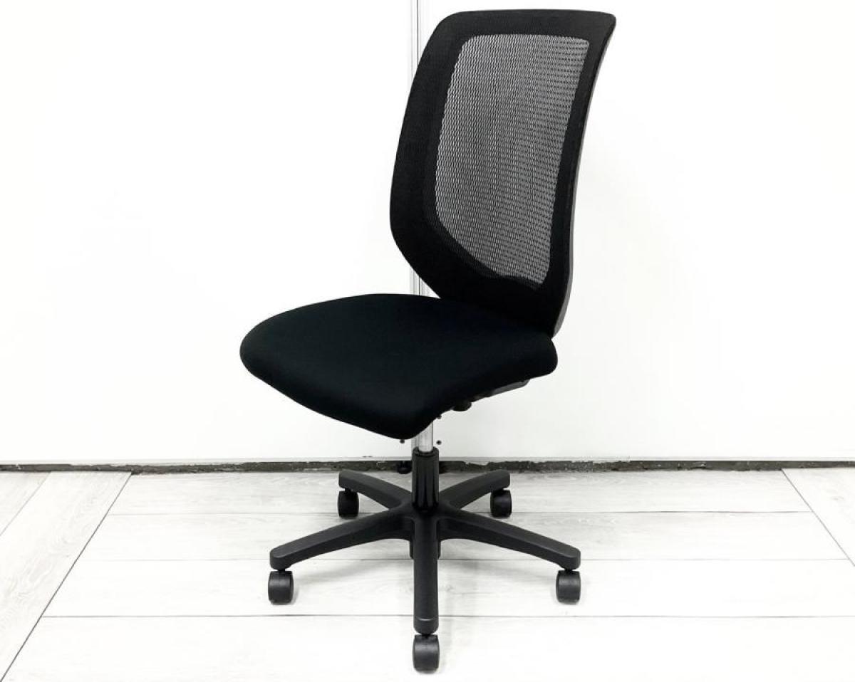 日常業務をしっかりサポート。シンプルで扱いやすく、幅広いオフィスに馴染む大人気モデルです。コストと使い勝手のバランスを重視する方に/オススメ(おすすめ) /人気商品【弊社使用欄：A01052563】ITOKI/イトーキ 　colt/コルト
                        コルト
                                    中古
            