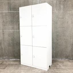 【鍵の持ち運び要らずで便利に使える！多人数使用で空間を有効活用できる6人用ロッカー！】■コクヨ(KOKUYO)製　エディア(EDIA)シリーズ　6人用ロッカー　パーソナルロッカー　W900×D450×H1820㎜　■コンセント付　■ホワイト　■ダイヤル錠【入替セールにつき20%OFF！】