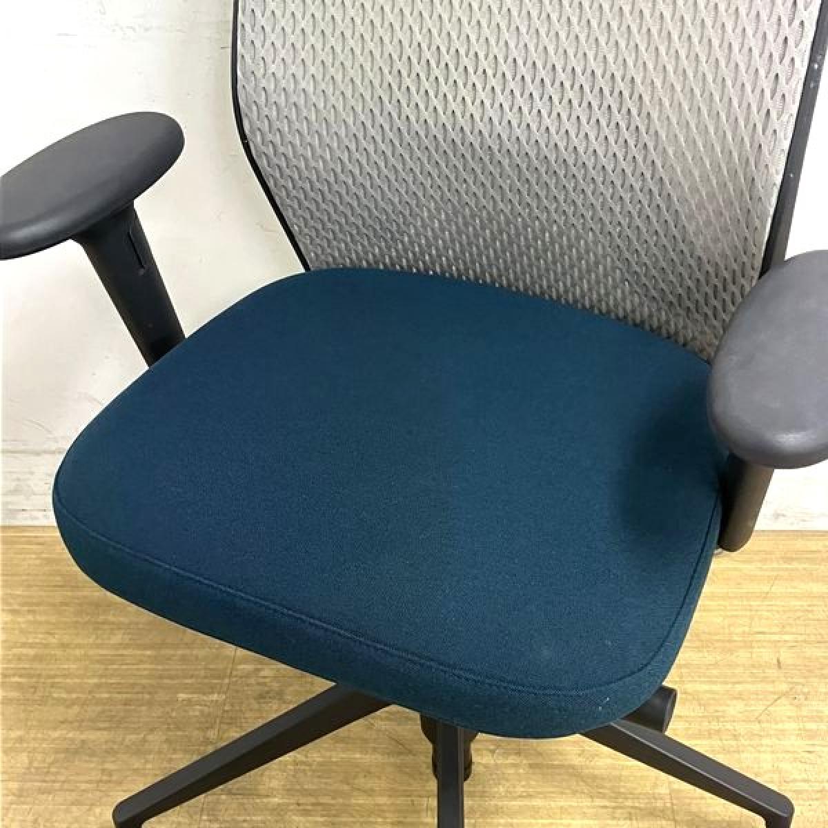 中古】ID Mesh vitra/ヴィトラ 肘付ハイバックチェア 566321 - 中古 