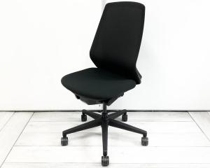 【腰をほどよく包む！メッシュチェアー！】■ウチダ　ニンバスチェア　ブラック　■3層構造の座クッションが快適さを実現！【UCHIDA　Nimbus】