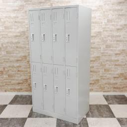 【みんな大好き多人数用！ホワイトの8人用新古品ロッカー！もちろん全鍵2本付き！！！】ロッカー　スチール　ホワイト　増員　鍵付き　【ロットでもご案内可能です！】