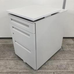 【上下昇降の天板付き！収納とワークスペースが拡張出来る！】■ウチダ  (UCHIDA)　STワゴン　3段ワゴン　H640mm　■ホワイト　シリンダー錠【入替セールにつき40%OFF！】