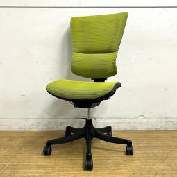 エルゴヒューマン　スマート　肘無しモデル　明るい印象のライトグリーン　多機能調整かつメッシュの人気商品　テレワーク・在宅ワークにも人気