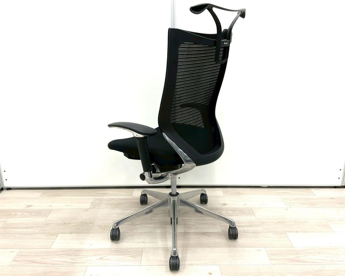 オカムラ バロンチェア ハイバック　可動肘 ハンガー付　背メッシュ ブラック 中古】バロンチェア オカムラ/okamura 肘付ハイバックチェア 566494