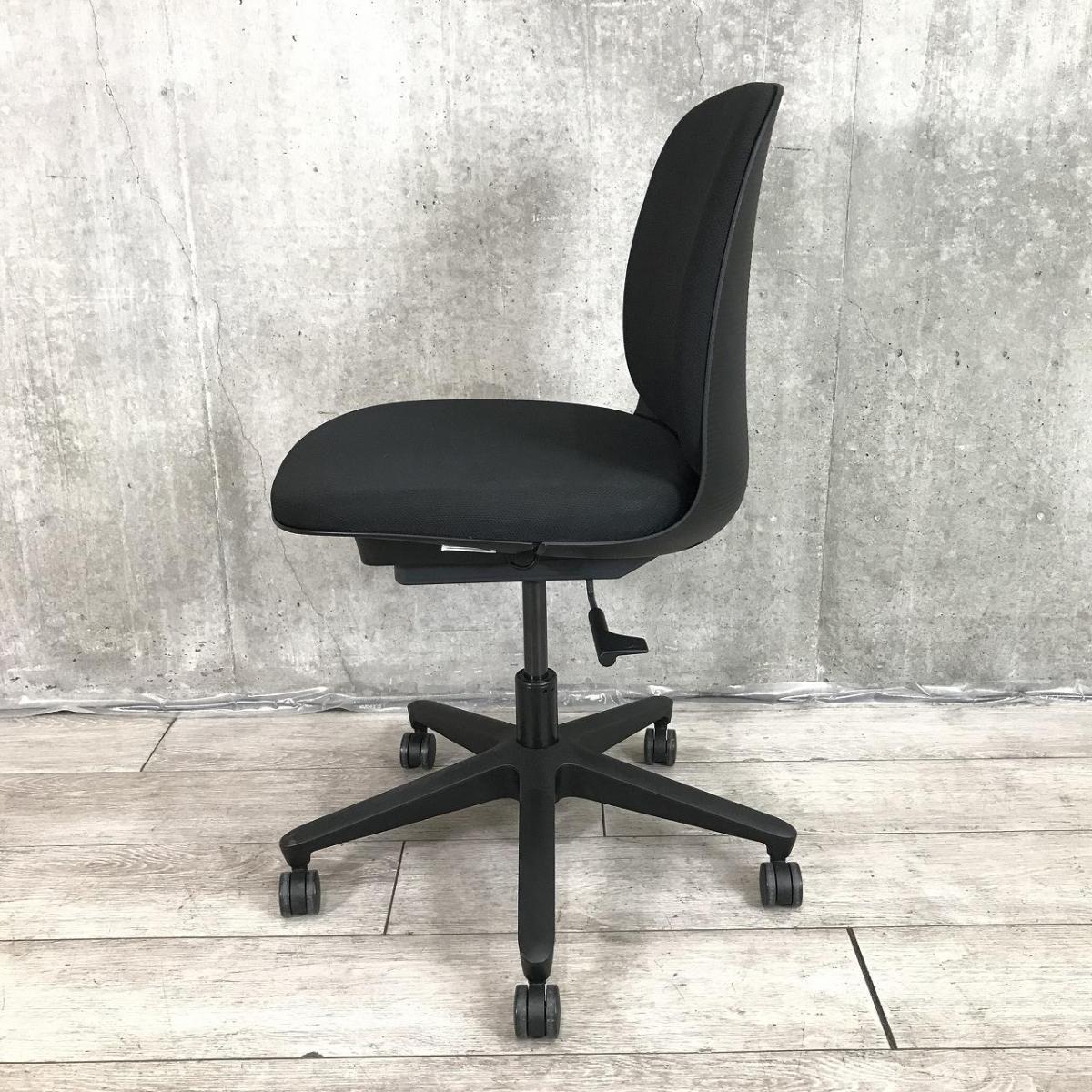 中古】トルテU KJ-320PV-T1T1 イトーキ/ITOKI 肘無ローバックチェア 