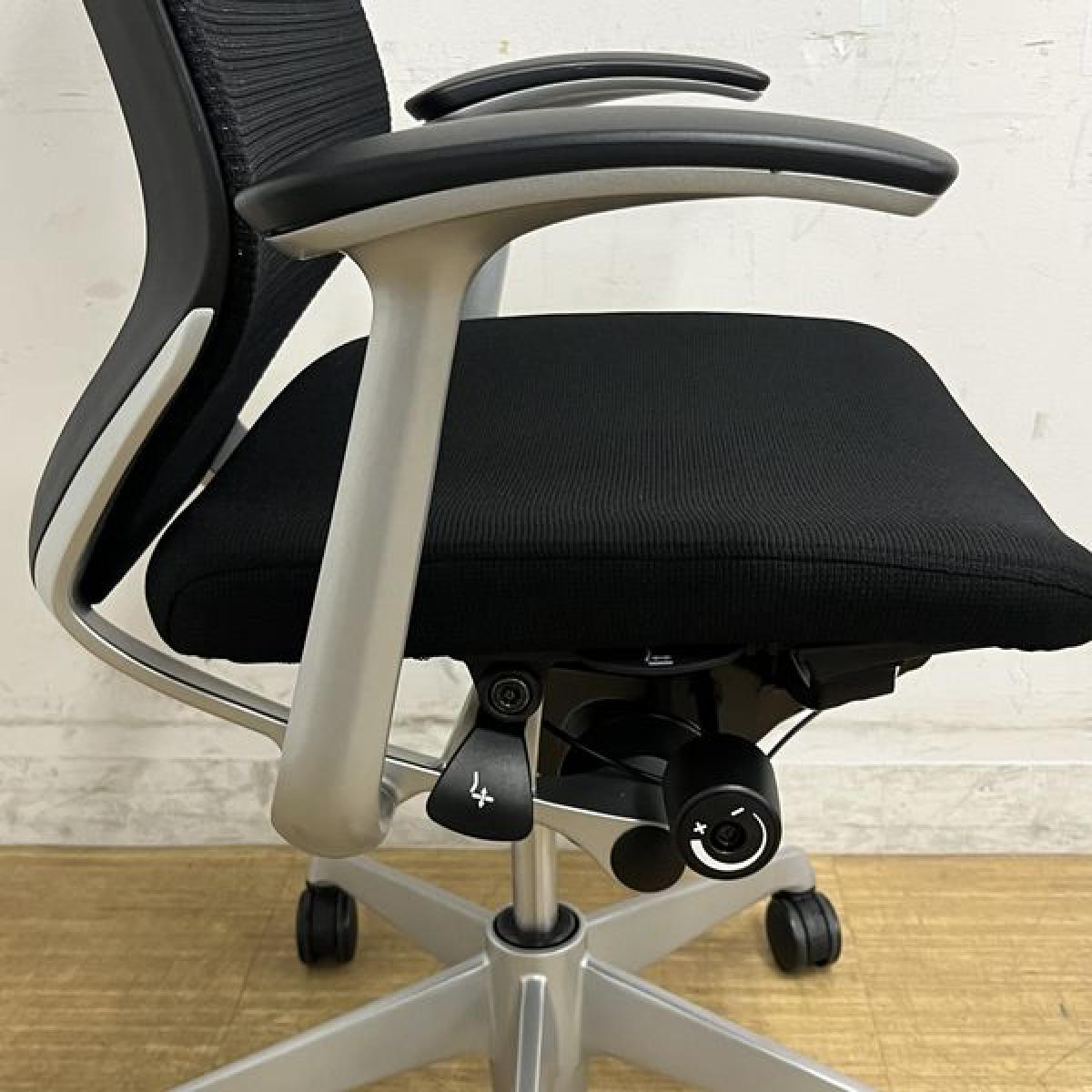 中古】バロンチェア CP45DR FDF1 オカムラ/okamura 肘付ハイバック