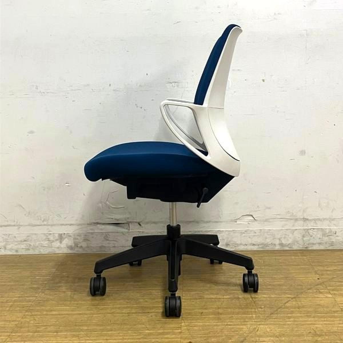 中古】ピコラ チェア CRS-G530E1 コクヨ/KOKUYO 肘付ローバックチェア 