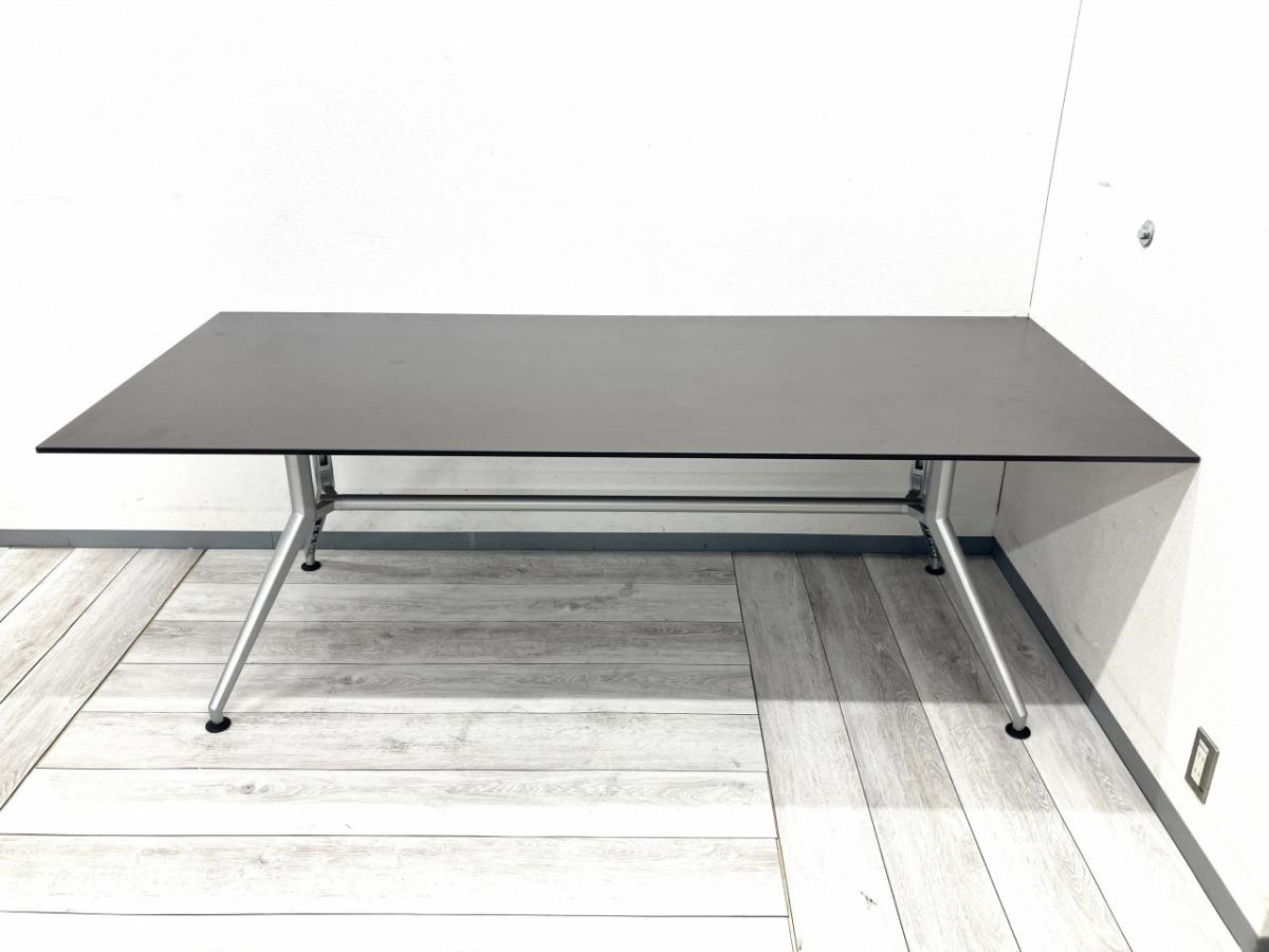 会議や打ち合わせに最適な大型ワークテーブル ※ダークブラウン #岐阜市 #大垣市 #多治見市 #羽島市 #名古屋市 #三重県
                        DDD
                                    中古
            