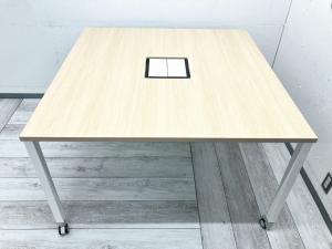 配線対応で使い勝手の良い正方形ワークテーブル #岐阜市 #大垣市 #多治見市 #羽島市 #名古屋市 #三重県