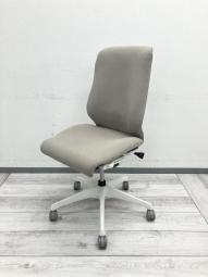 【2022年製】【現行品の椅子が入荷しました】