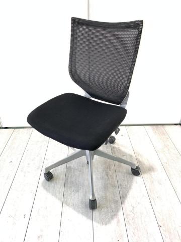 【中古】バロンチェア  オカムラ（okamura） 肘無ローバックチェア