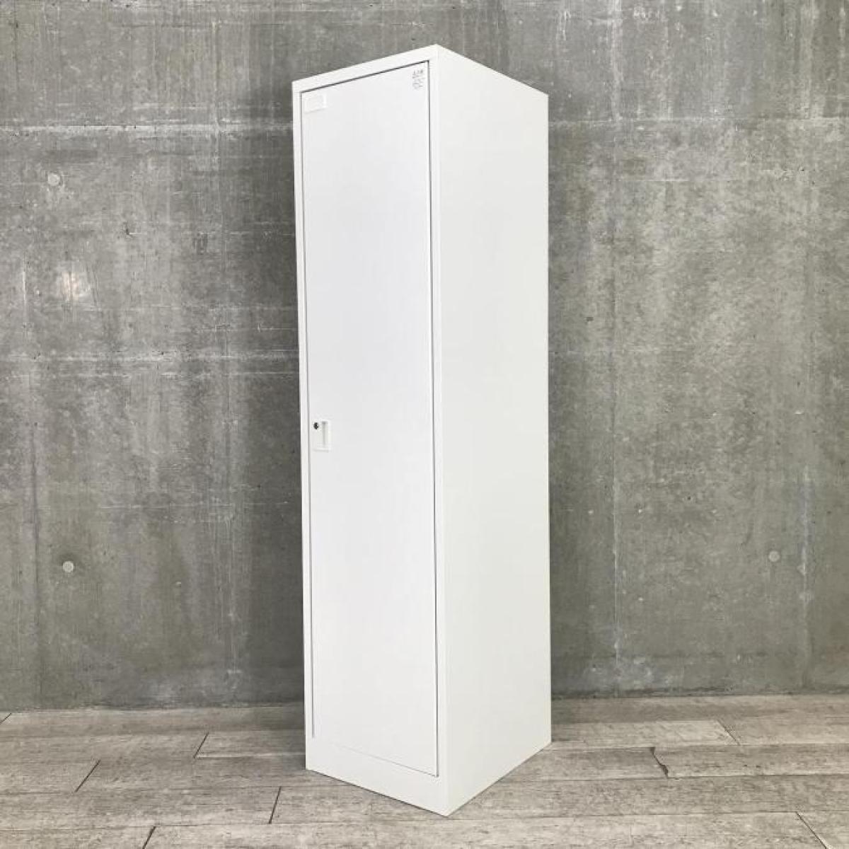 【定価約6万円】【移転や増員にオススメ！掃除用具入れとしてもお使いいただけます！】■イトーキ(ITOKI)製　WN型シリーズ　1人用更衣ロッカー　W450×D515㎜　■ホワイト　■シリンダー錠
                        WN型
                                    中古
            