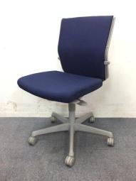 【肘無し】【6脚のみ！】■オカムラ　エスクードチェア　/　肘無しローバック　/　ネイビー　/　グレーシェル　/　事務椅子　/　昇降チェア　/　オフィスチェア　/　中古