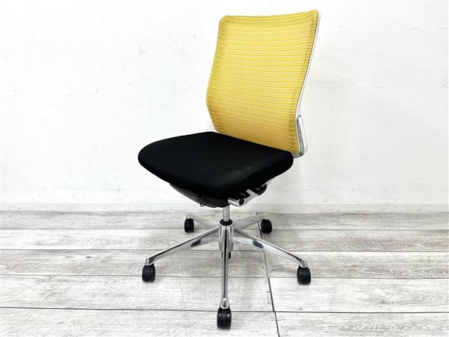 【中古】コーラルメッシュ  オカムラ（okamura） 肘無ミドルバックチェア