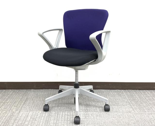 【中古】Valche  イナバ（INABA) 肘付ローバックチェア