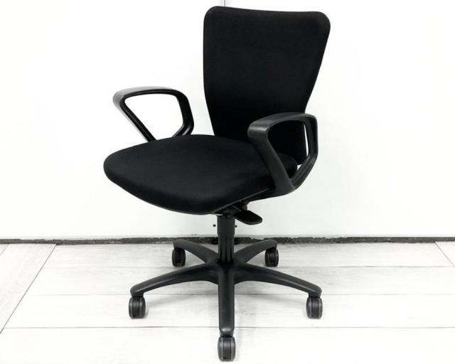 【中古】カロッツァチェア CK43ZR-FS11 オカムラ（okamura） 肘付ローバックチェア