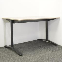 【在庫入替品】【1台限定】【実物はW1800】【大きめサイズ入荷！4～6名で使用できます！】■ミーティングテーブル　W1800×D750×H720mm　木目調天板　■スッキリとしたデザインのＴ字脚タイプ！オフィスバスターズ　茨城南店