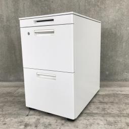 【フリーアドレスデスクのお供に！ちょっとした手荷物入れにも！大人気コクヨ製のGTワゴンシリーズが入荷！】■コクヨ(KOKUYO)製　GTワゴンシリーズ　3段ワゴン　フリアド用　W395×D600×H650mm　■ホワイト 　■シリンダー錠