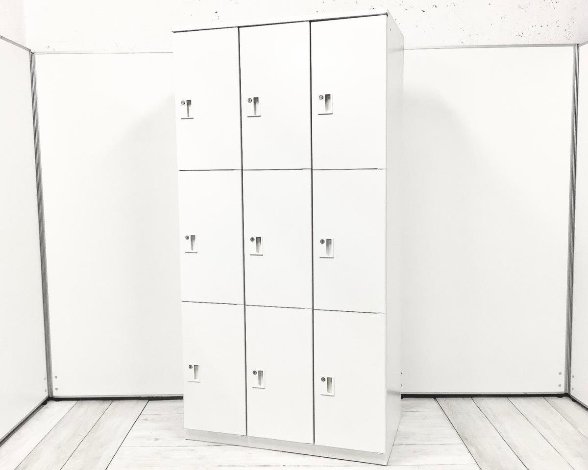 収納家具 更衣用ロッカー シリンダー錠 オススメ(おすすめ) 大人気 ・ITOKI/イトーキ ・L型/エルガタ ※横浜本店撮影画像※
                        LB
                                    中古
            