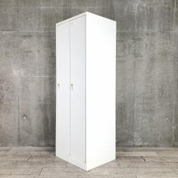 【西】～省スペースでしっかり収納！FZタイプ2人用ロッカーでスマートな管理～【オカムラ】【FZタイプ】【ロッカー】【2人用】【シリンダー錠】【ネオホワイト】【チェア】【椅子】【イス】【事務椅子】【デスク】【机】【書庫】【書棚】【棚】【ラック】【収納】【格安】【安い】【メーカー】【レイアウト変更】【模様替え】