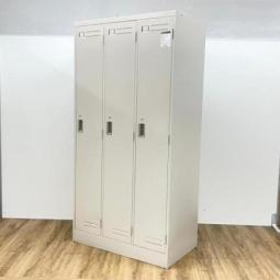 【1台限定】定番の3人用ロッカーを1台入荷しました！　更衣室　LK　ニューグレー　オフィスバスターズ東大阪店