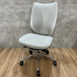 【前傾チルト付！流れるような美しいフォルムの最高級メッシュチェア！】■オカムラ（okamura）製　Sabrina（サブリナ）　ハイバック　肘付き　■肘無し　■背面メッシュ　■ライトグレー × ホワイトフレーム