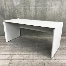 【ゆとりのあるワークスペースで作業効率アップ！】■コクヨ　ワークヴィスタシリーズ　パーソナルテーブル　W1500×D720×H720mm　ホワイト　平机　引出無　パネル脚【在庫入替セール品（本在庫限定価格）】