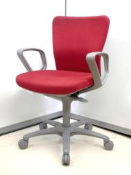 【スタンダードなデザインで座りやすい！】■オカムラ　カロッツァチェア　肘付　レッド　■人間工学に基づいた快適シーティング！【Okamura　Carrozza】