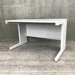 【定価約5万円】【安心の国内メーカー！スタンダードなサイズ幅1200㎜のオフィスデスク！】 ■イナバ(Inaba)製　デュエナ(DuENA)シリーズ　平机　引き出し無　W1200×D700㎜　■ホワイト【弊社使用欄：A01029107】