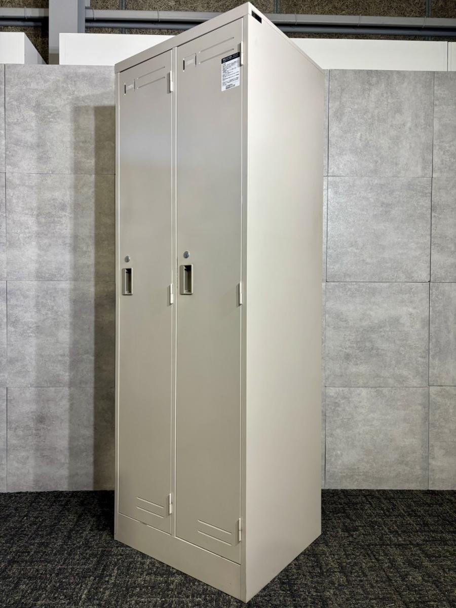 【狭いスペースにも◎】◆コクヨ/LK　グレー　更衣ロッカー《オフィスバスターズ福岡博多店は、福岡を拠点として、日本全国へ中古オフィス用品・オフィス家具を提供しております》
                        LKロッカー
                                    中古
            