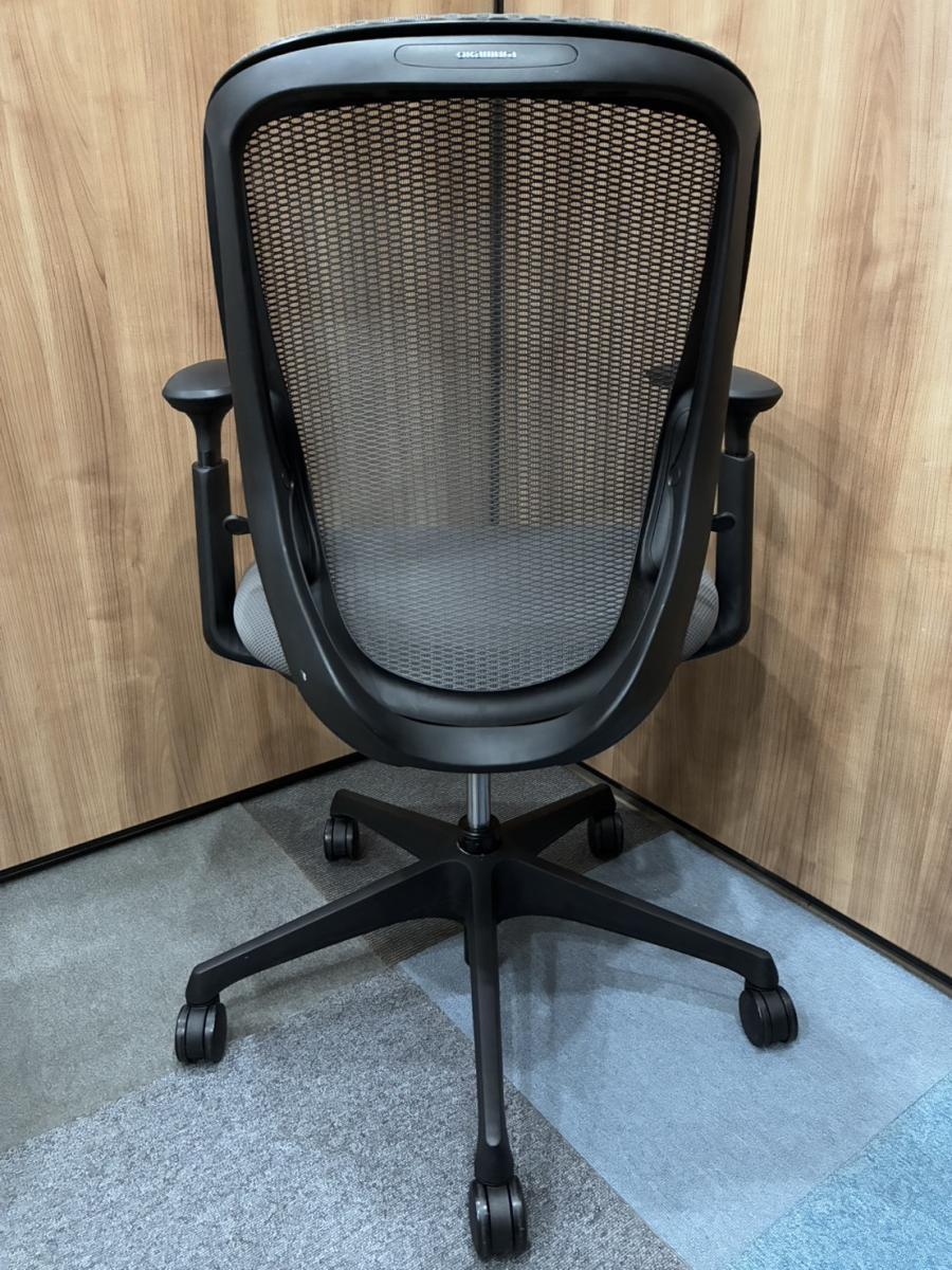 中古】シルフィーメッシュ オカムラ/okamura 肘付ローバックチェア