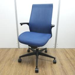 ★【K1】【T1】【T12】【商品入替のため、残り1脚限り】コクヨ製　エムフォー(M4)　インディゴブルー　肘付き　ハイバック　手元のレバーで上下昇降が可能！　スタイリッシュなコクヨ製の定番シリーズ！　肘付きハイバックチェア！！【管理番号：A01033169】
