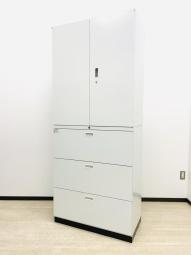 【西】～書類も備品も、ひとまとめに～【クロガネ】【グロウビックⅣ】【両開き+３段ラテラル】【書庫セット】【ホワイト】【シリンダー錠】【チェア】【椅子】【イス】【事務椅子】【デスク】【机】【書庫】【書棚】【棚】【ラック】【収納】【格安】【安い】【メーカー】【レイアウト変更】【模様替え】【福岡オフィス家具】【福岡中古家具】【中古事務什器】【中古チェア】【中古椅子】