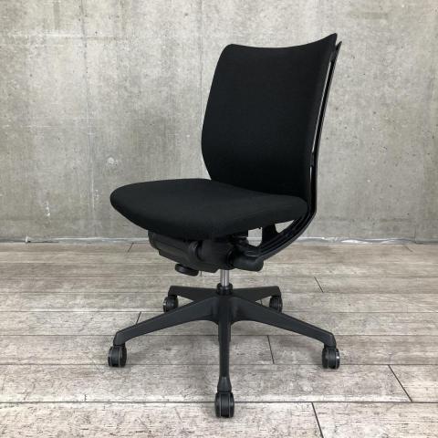 【中古】ヴィスコンテチェア CWC6ZA FBA1 オカムラ（okamura） 肘無ローバックチェア