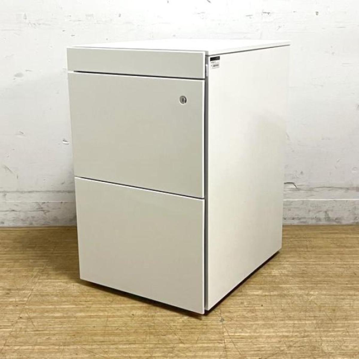 【在庫入替セール】【奥行500ｍｍtとスリムなレアサイズ】イトーキ　インステート　3段ワゴン　シリンダー錠　鍵付き　ホワイト
                        インステート
                                    中古
            