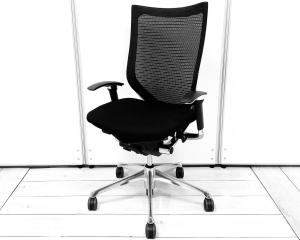 【肘付（可動肘）/クッション座面/ランバーサポート無】スタンダードメッシュ ブラックボディ アームレスト付 アジャストアーム 可動肘 オススメ(おすすめ) 大人気  ・Okamura/オカムラ ・Baron/バロン ※横浜本店撮影画像※