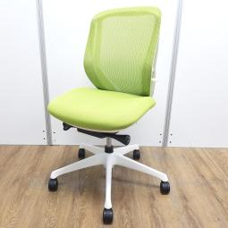 【在庫入替セール】オカムラ製　シルフィシリーズ　ライムグリーン　ホワイトフレーム　ローバック　肘無し　背面メッシュ　前傾チルト　自宅用　三次元曲面が快適にフィット！　機能付の大人気メッシュチェア！　肘無しローバックチェア！！【T1】