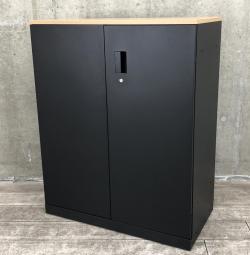 【スタイリッシュでオシャンティー！いま人気のブラックカラー！】■イトーキ製　両開き書庫　木目天板付　■フラットで美しいデザインが好評です！【ITOKI　eS】【ABW】